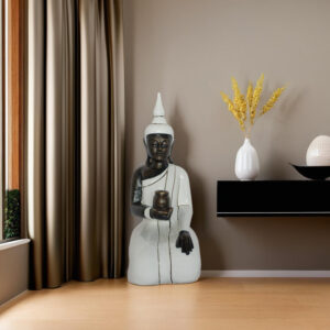 New Sitting Buddha  With Gucci 37X24  H.62