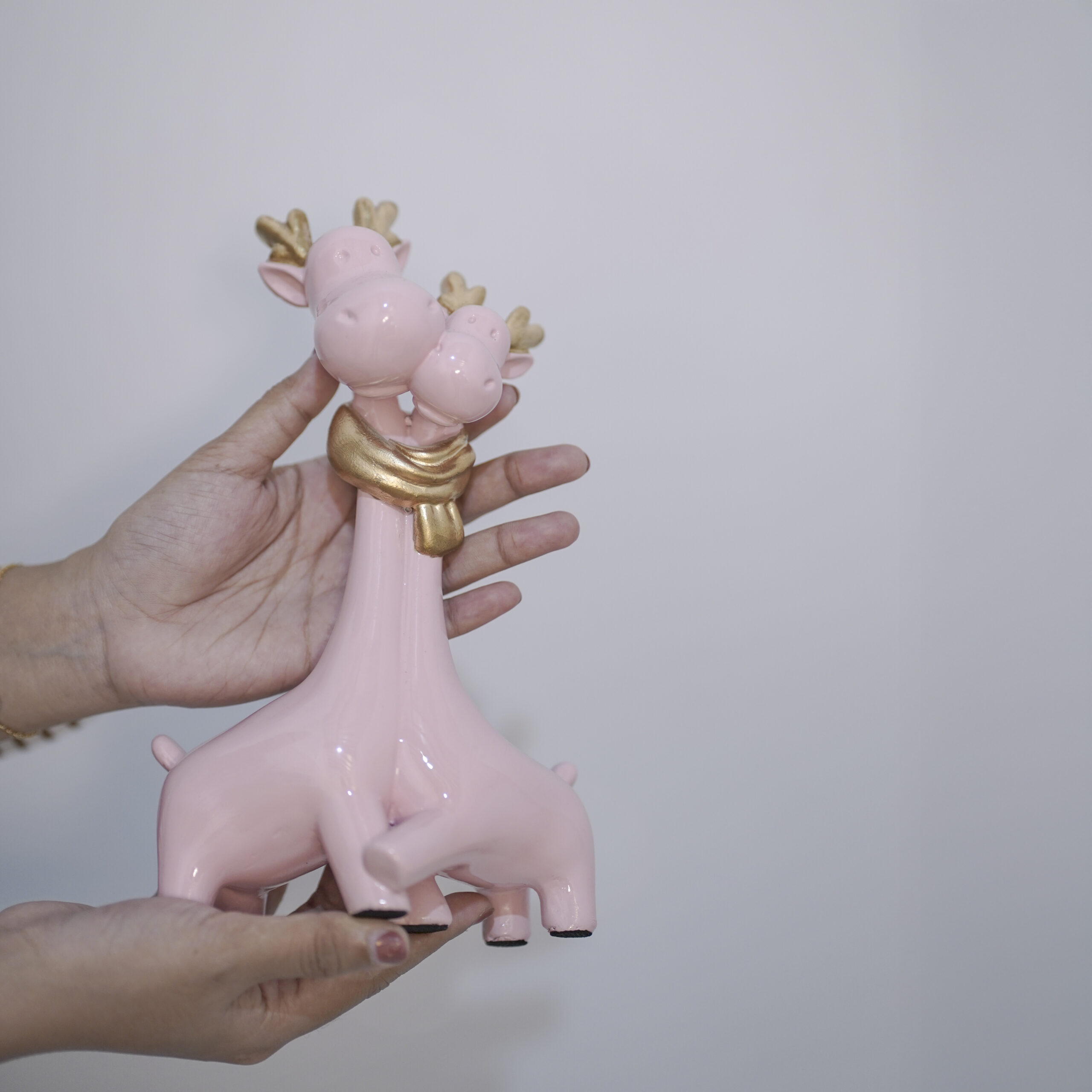 Hugging Deer Couple - Image 12