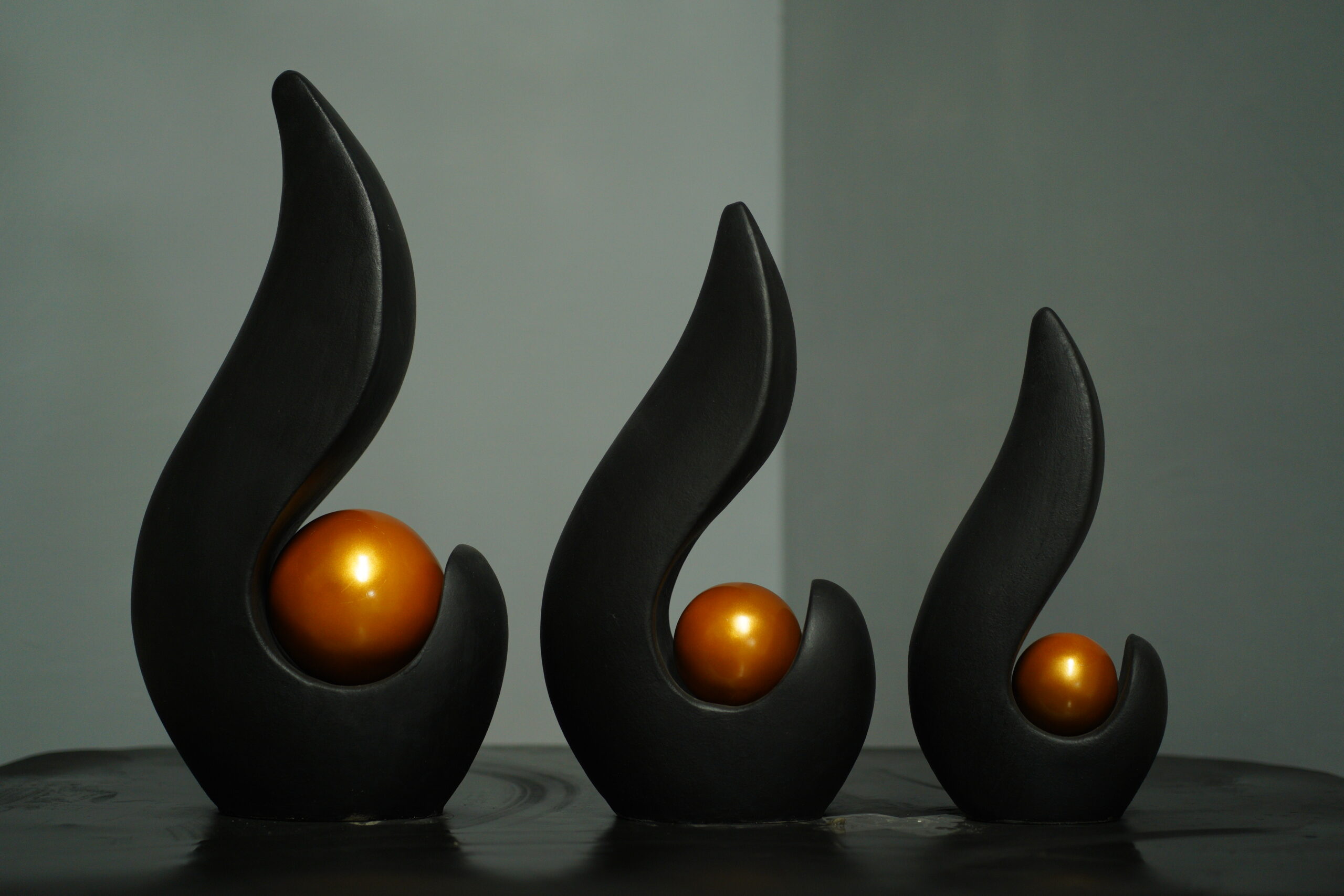 Tear Drop Set of 3 With Ball Paras - Image 9