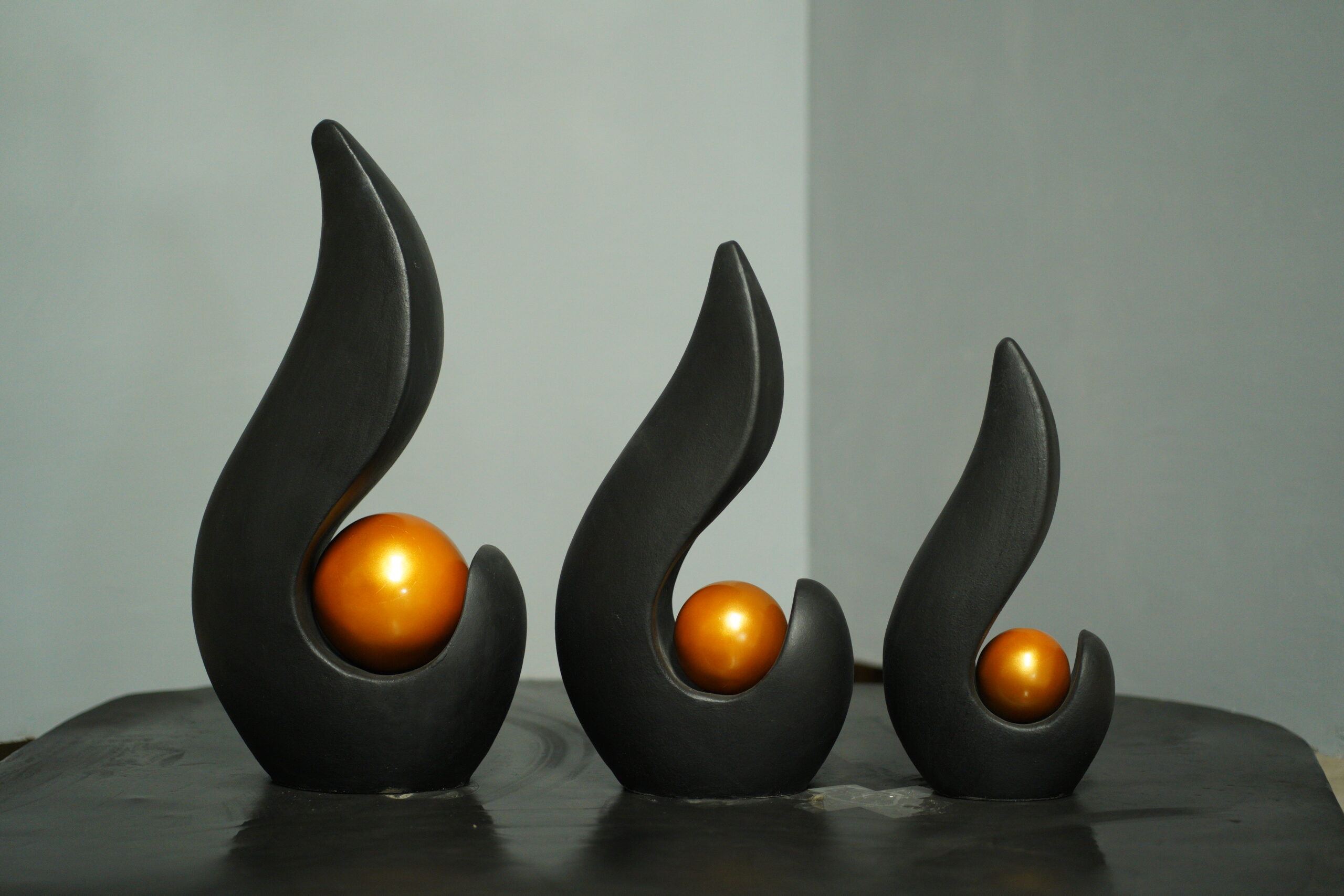 Tear Drop Set of 3 With Ball Paras - Image 12