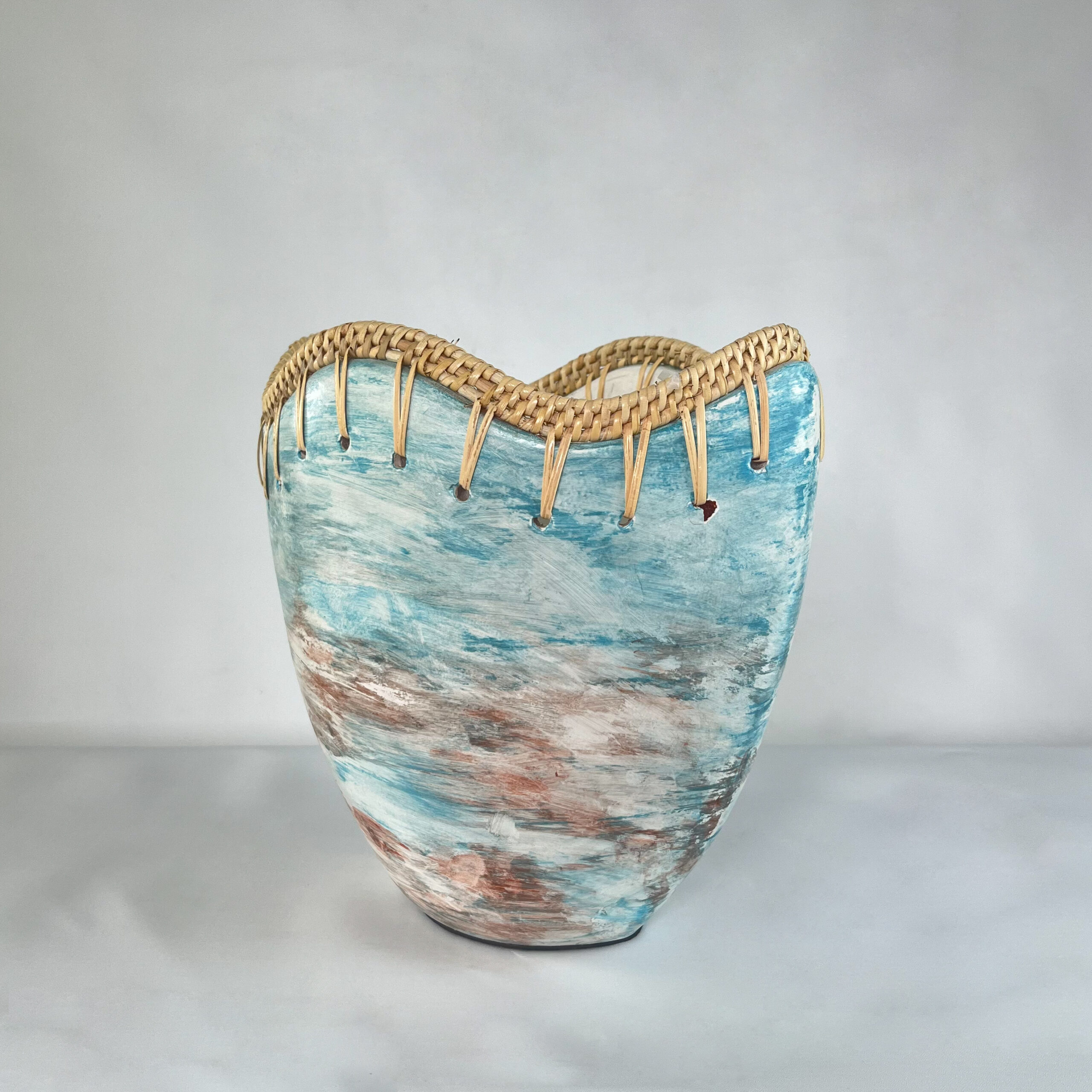 Statement Art Vase with Scalloped Edge | Large Decorative Vessel for Entryway | SV05 - Image 5