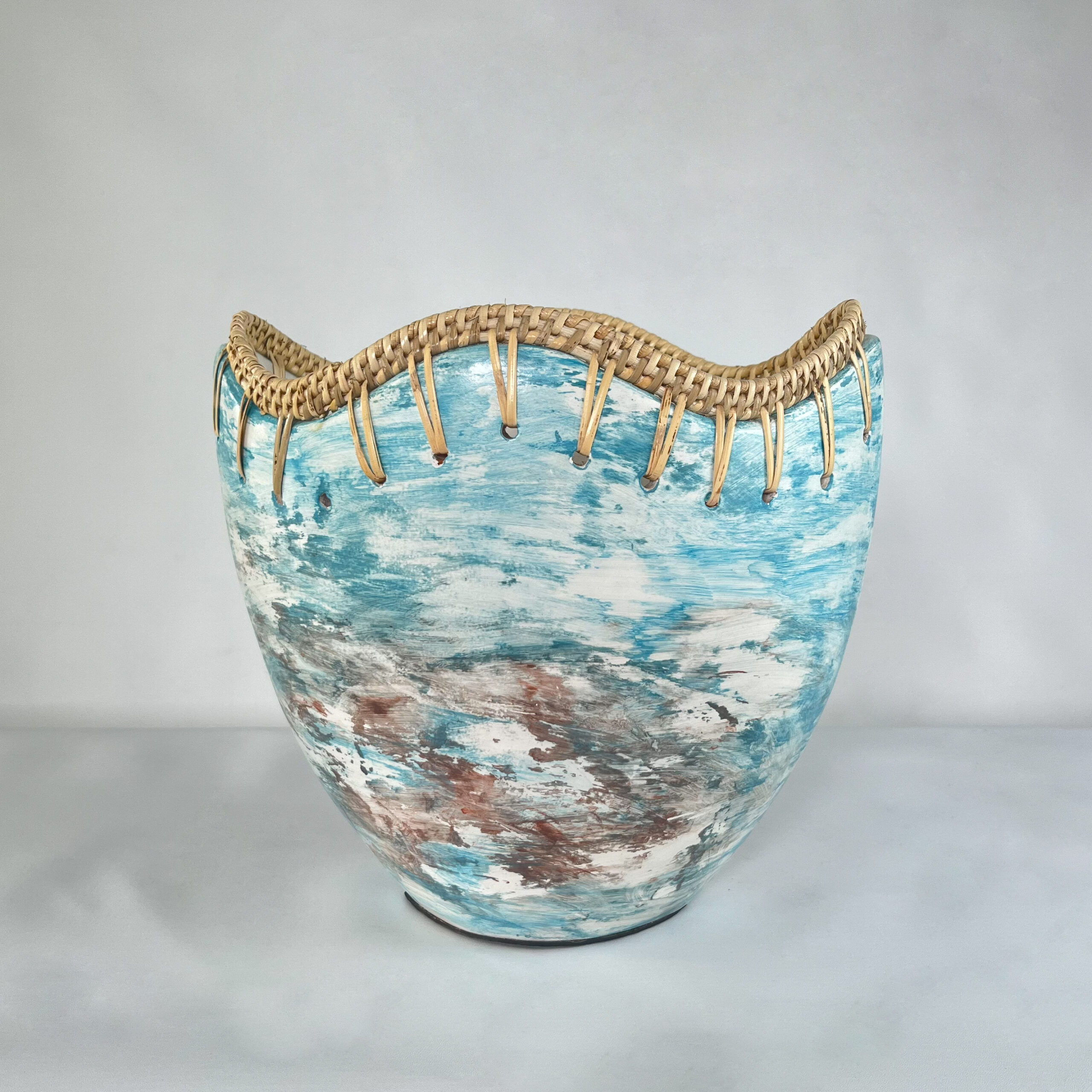 Statement Art Vase with Scalloped Edge | Large Decorative Vessel for Entryway | SV05 - Image 7