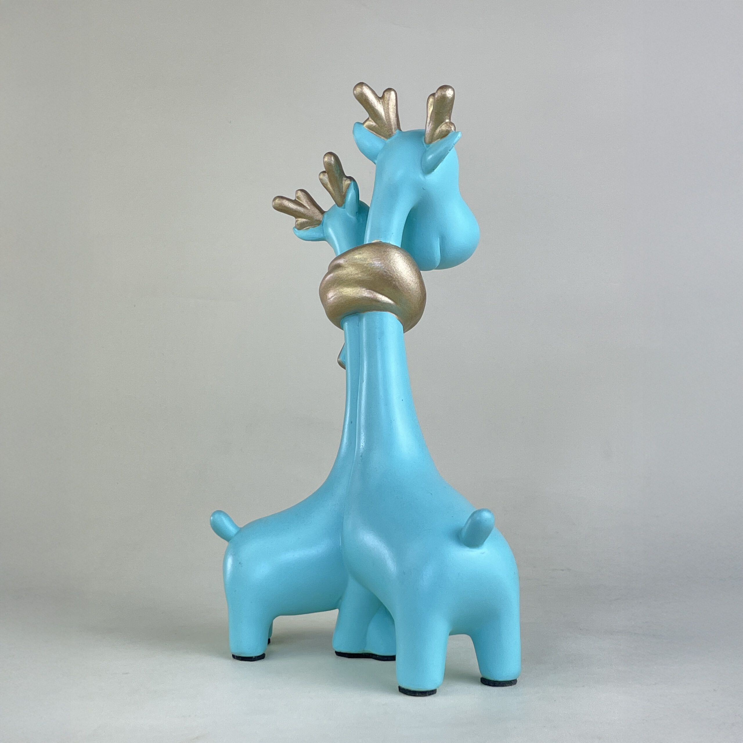 Hugging Deer Couple - Image 15