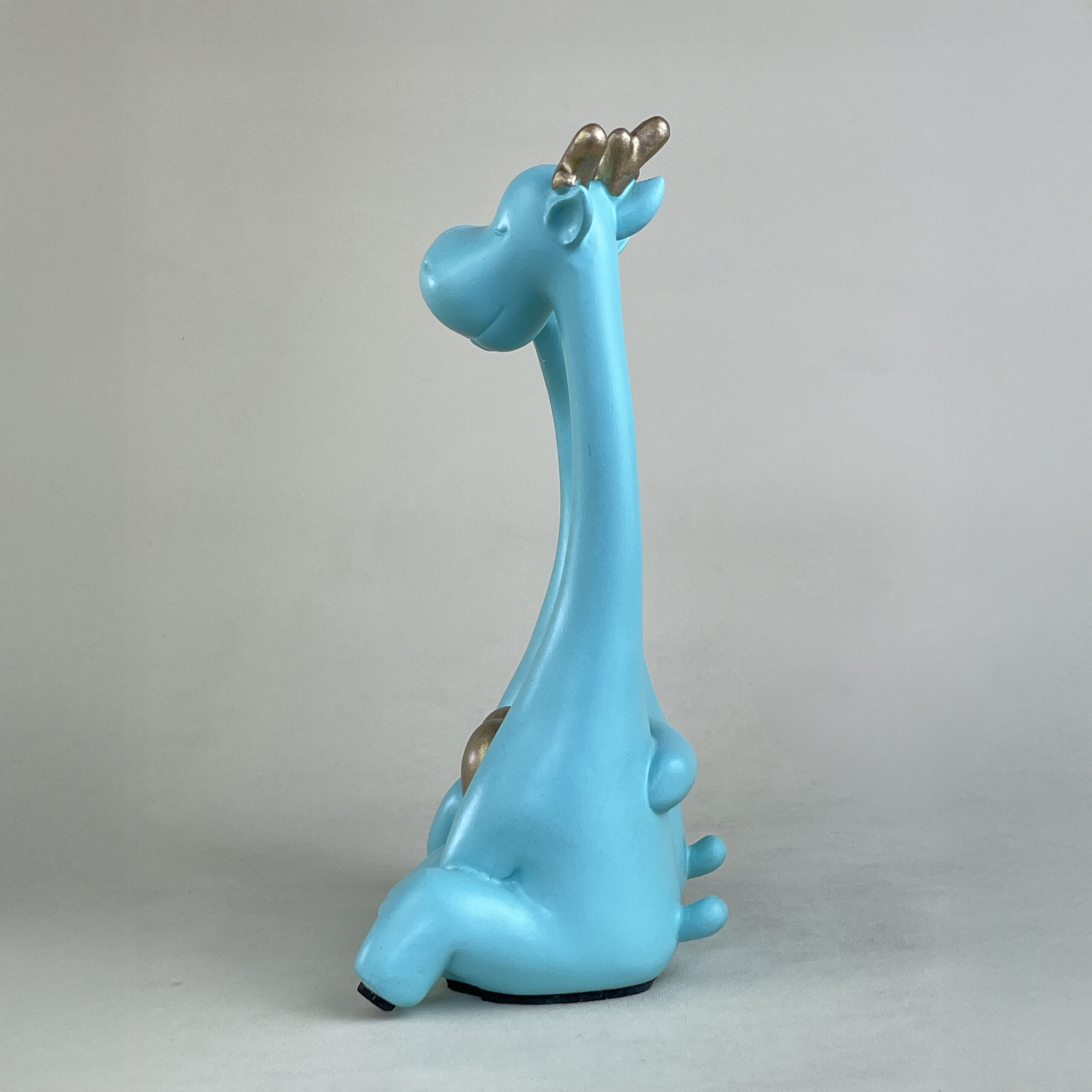 FIG13 - Kissing Deer Couple - Image 21