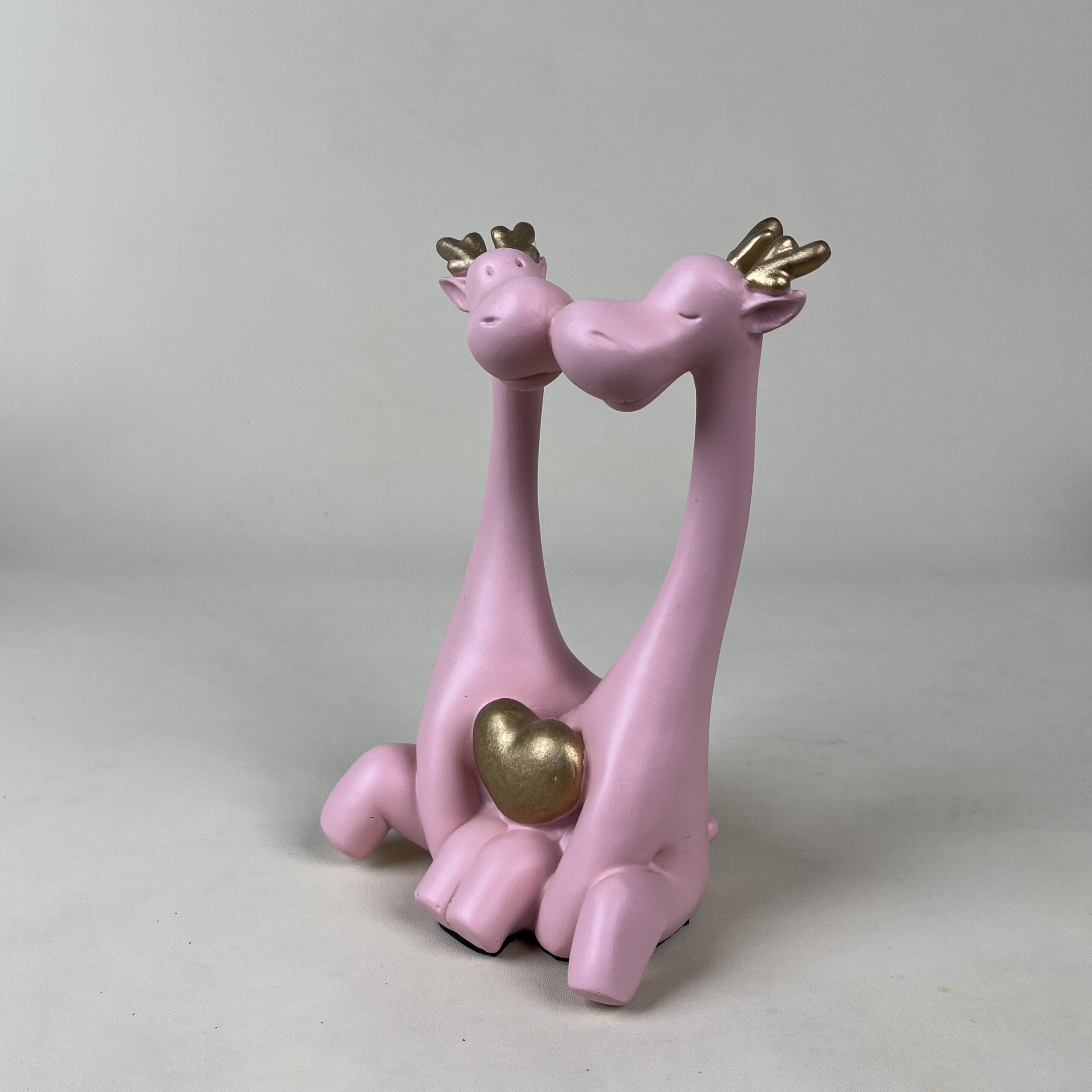 FIG13 - Kissing Deer Couple - Image 24