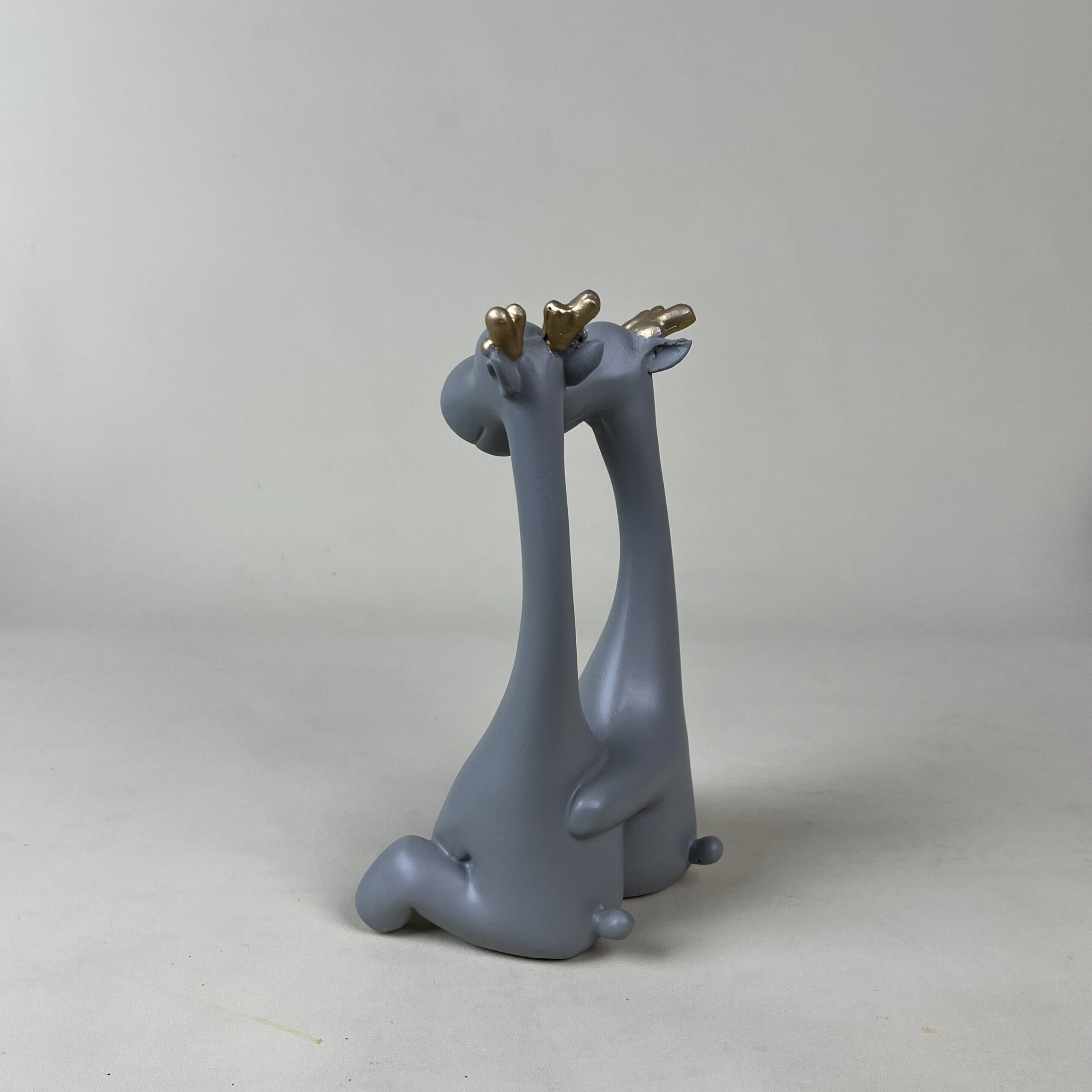 FIG13 - Kissing Deer Couple - Image 34