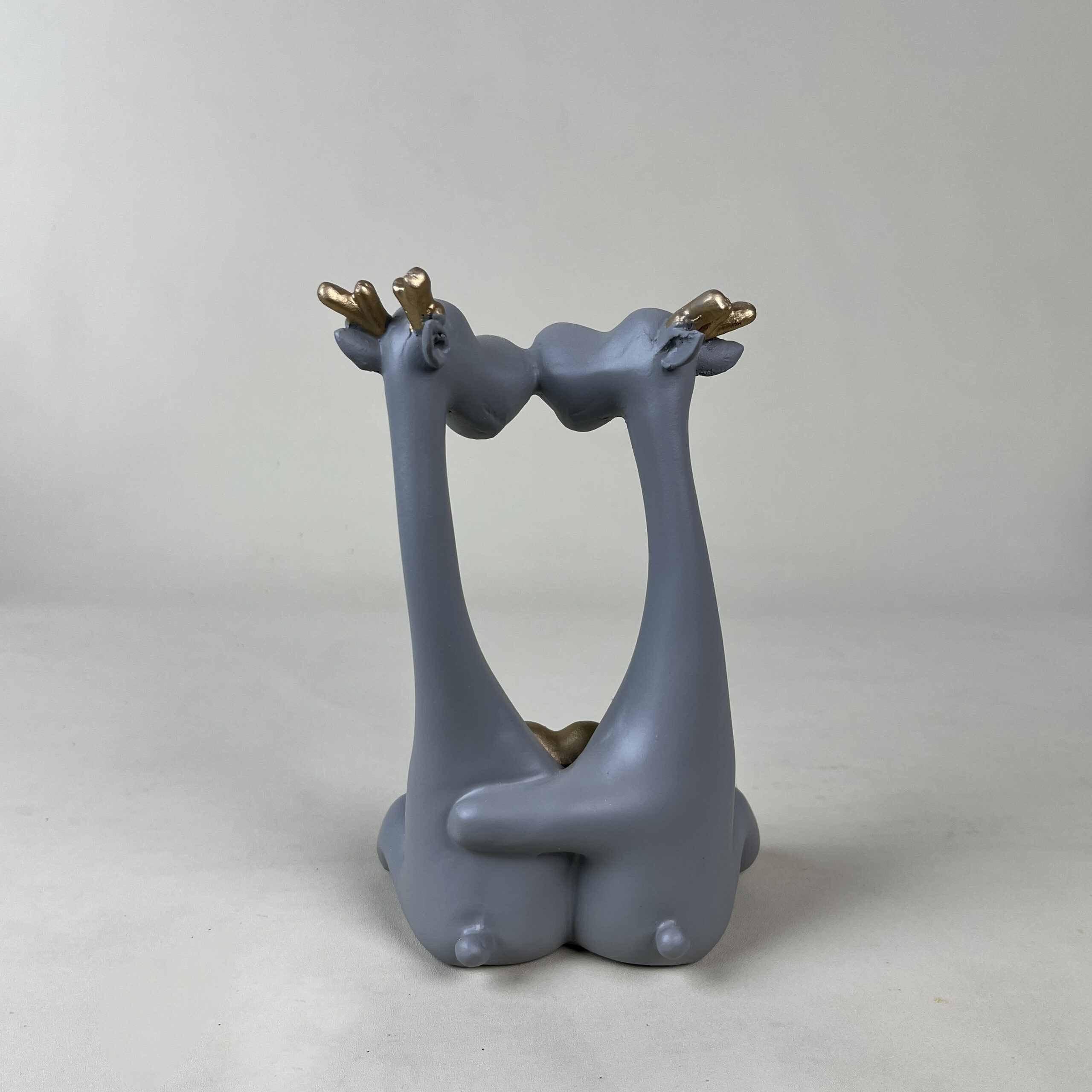 FIG13 - Kissing Deer Couple - Image 35