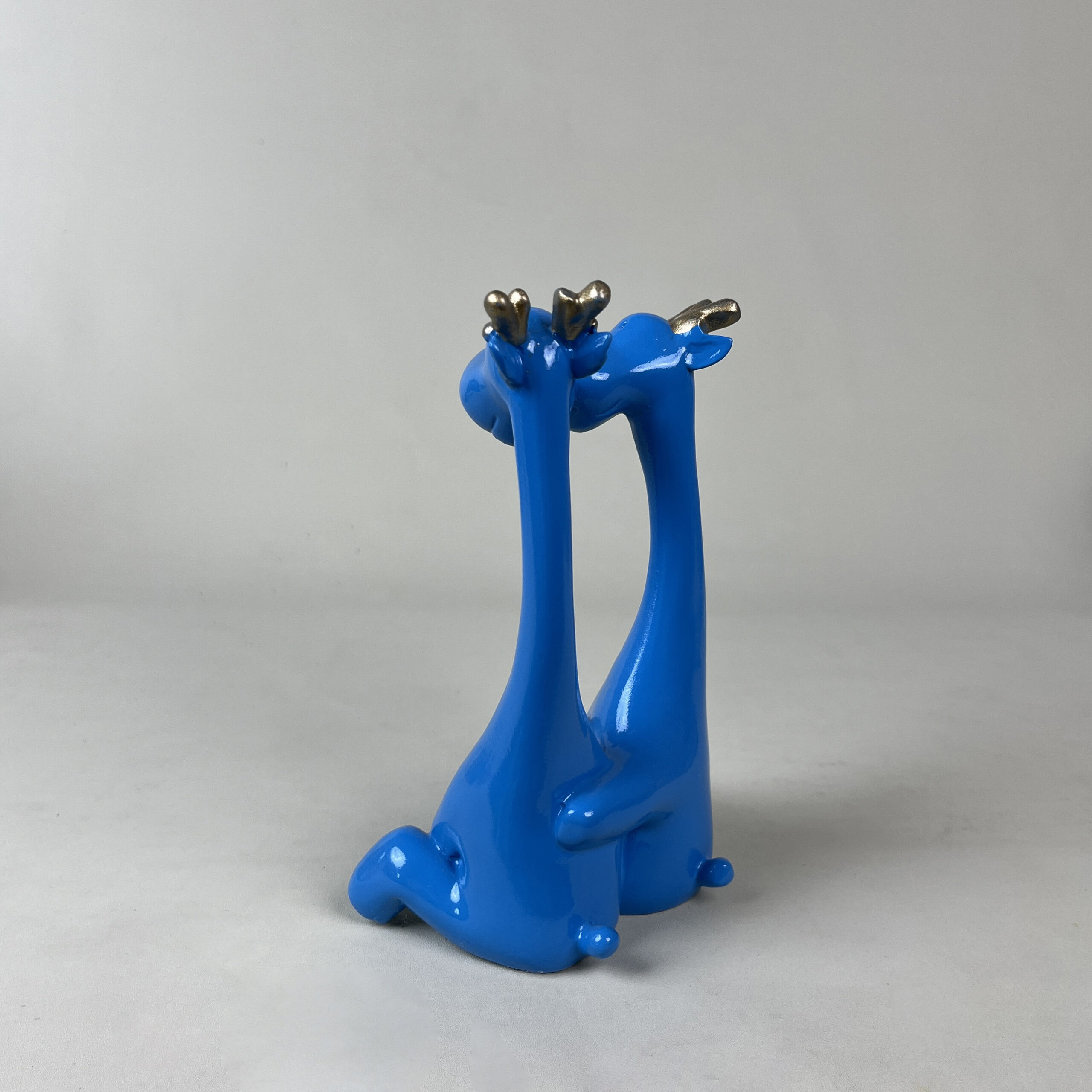 FIG13 - Kissing Deer Couple - Image 5