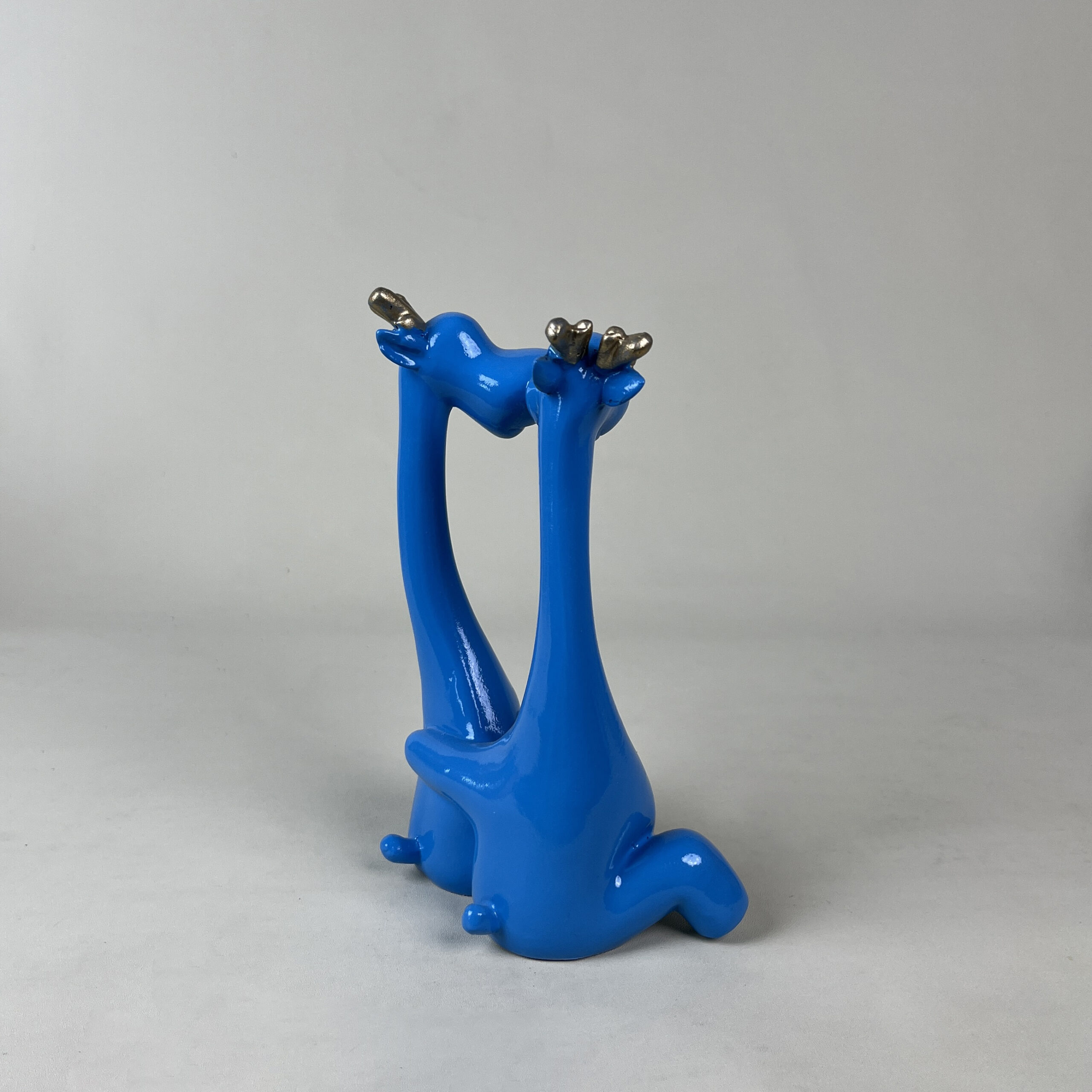 FIG13 - Kissing Deer Couple - Image 7
