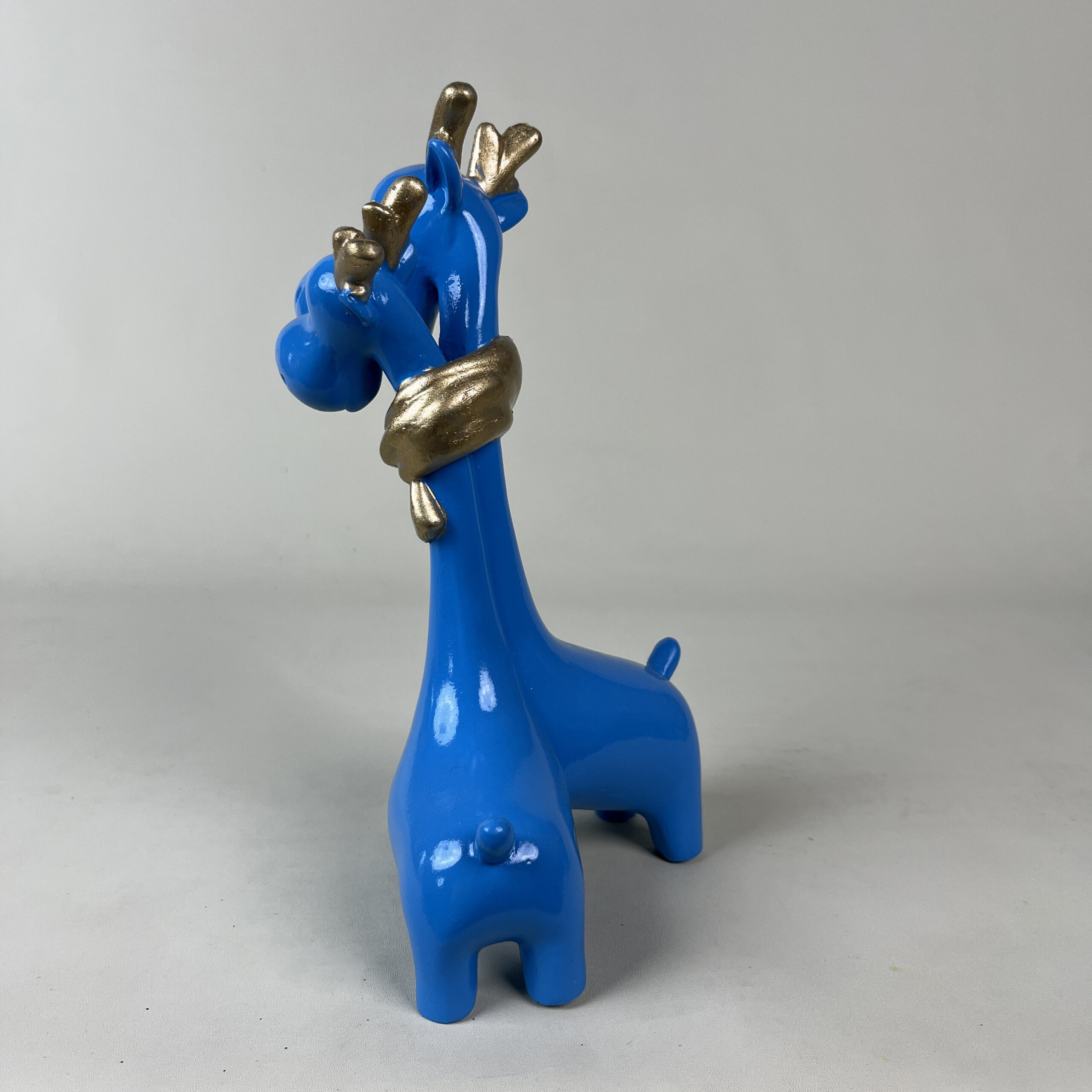 Hugging Deer Couple - Image 2