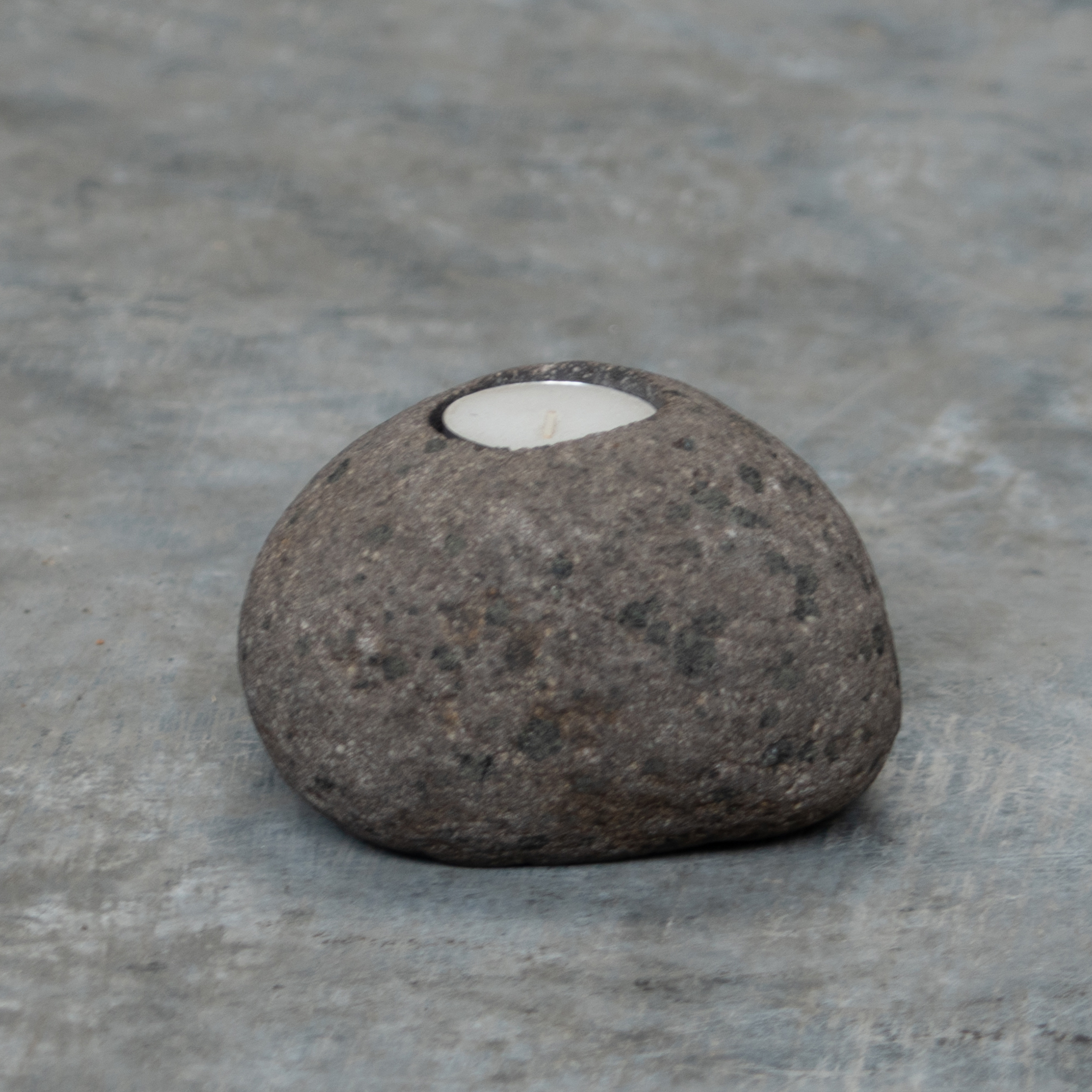 Candle Holder River Stone 1 Hole
