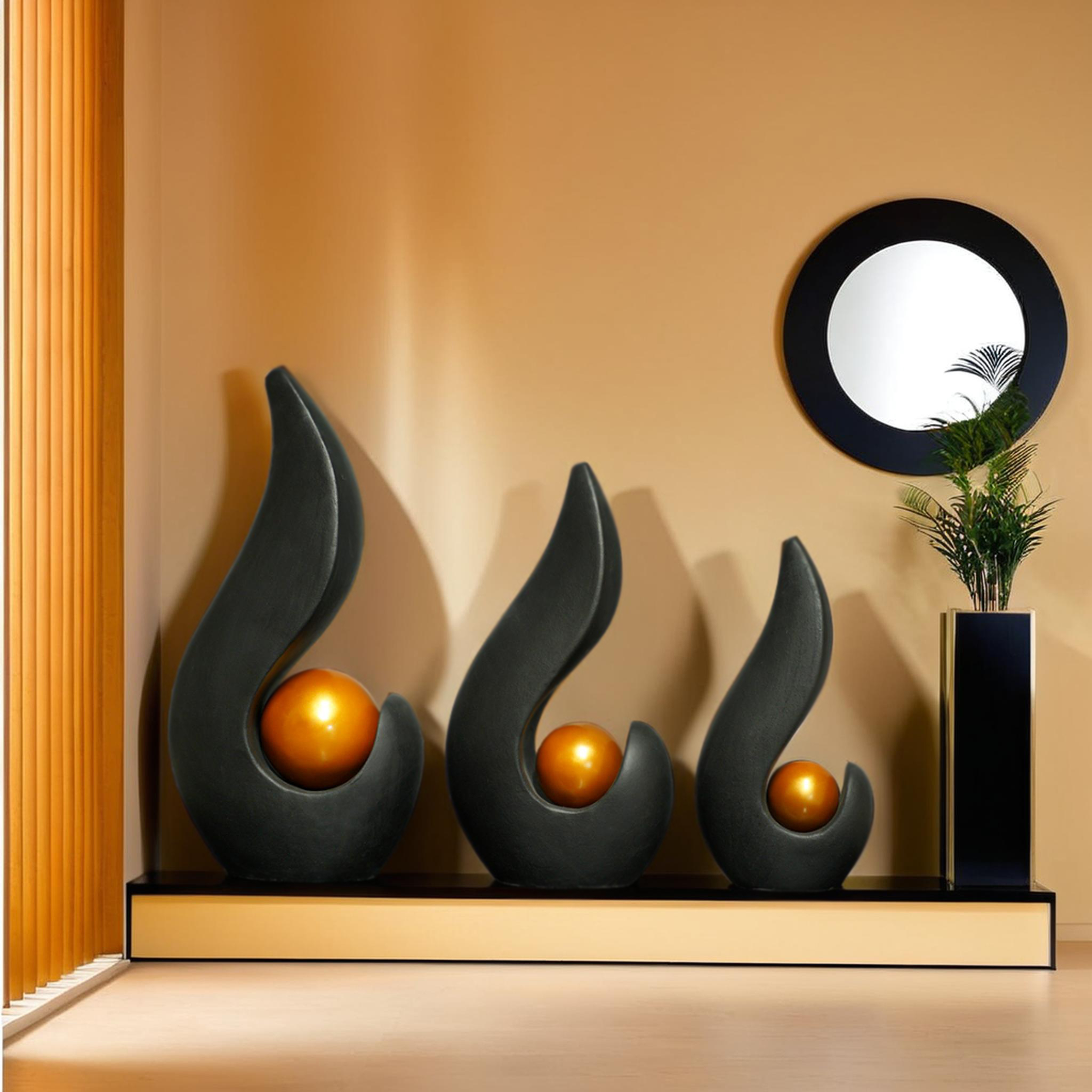 Tear Drop Set of 3 With Ball Paras